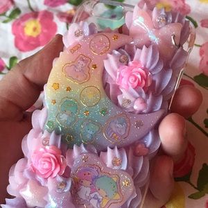 Little twin stars whip case for iPhone 6s ⭐️💕